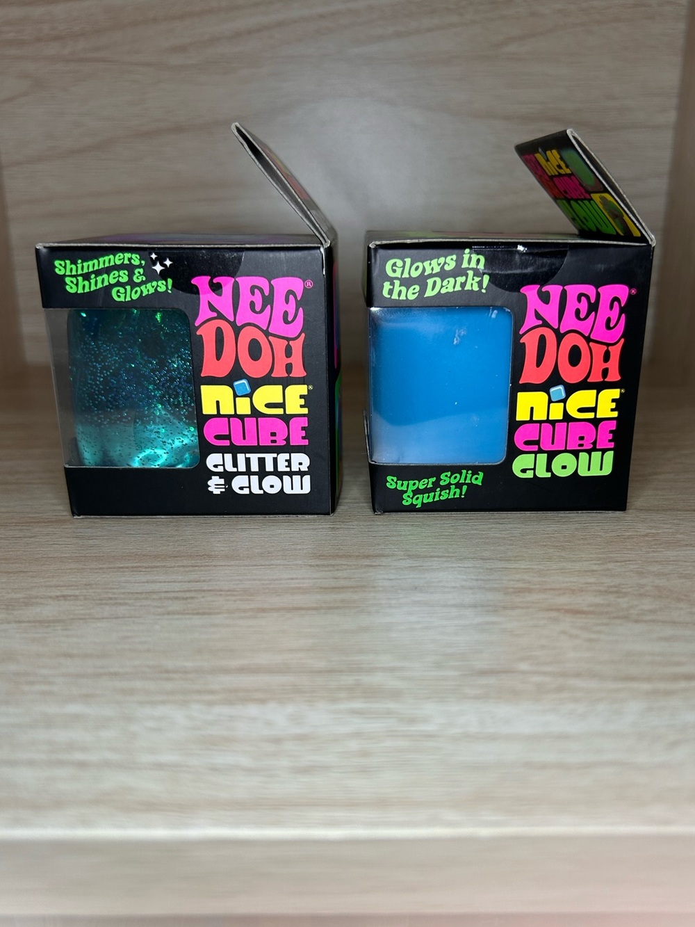 NEEDOH Glow Cube Bundle - BLUE Glitter & Glow Cube with Nice Cube Glow - Picture 3 of 4